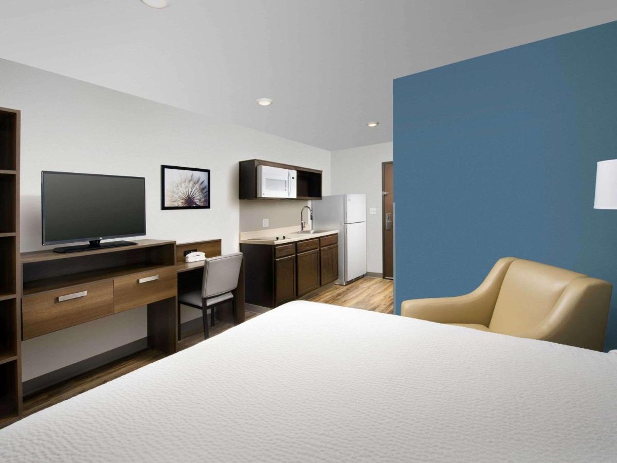 Candlewood Suites Pecos By Ihg Eksteriør billede