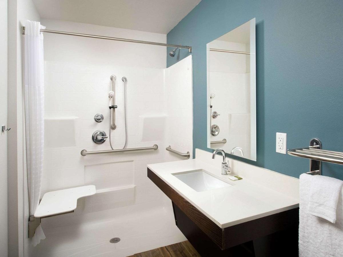 Candlewood Suites Pecos By Ihg Eksteriør billede