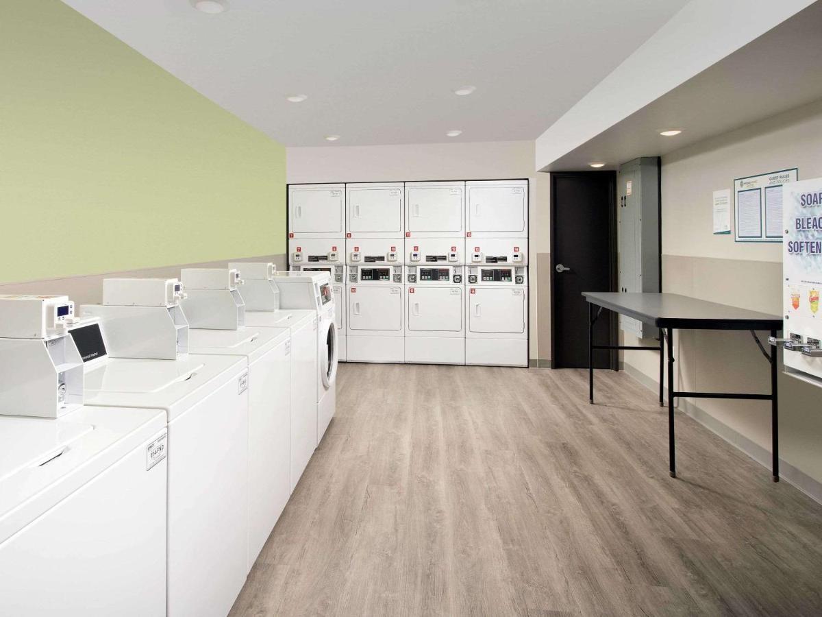 Candlewood Suites Pecos By Ihg Eksteriør billede