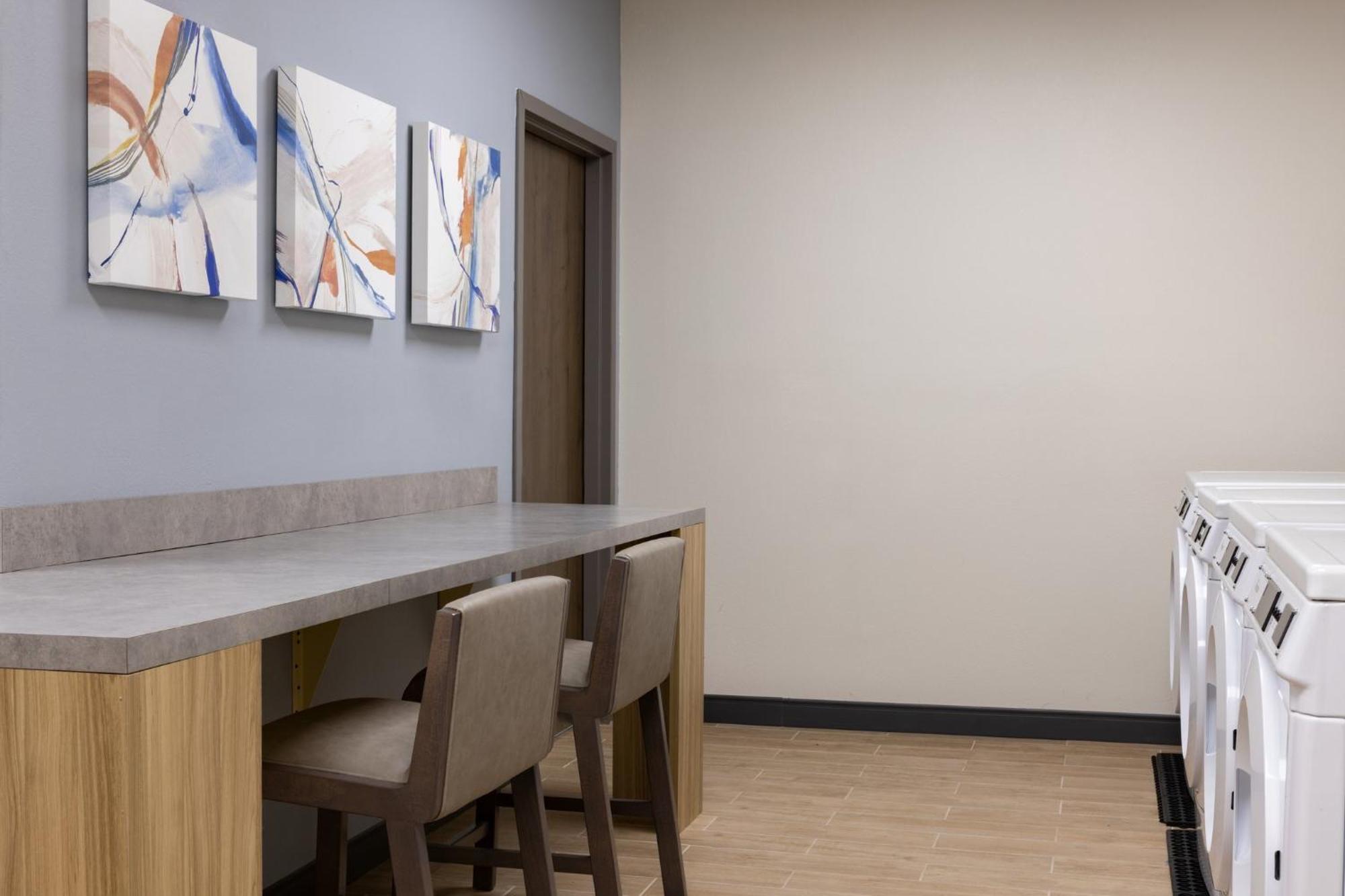 Candlewood Suites Pecos By Ihg Eksteriør billede