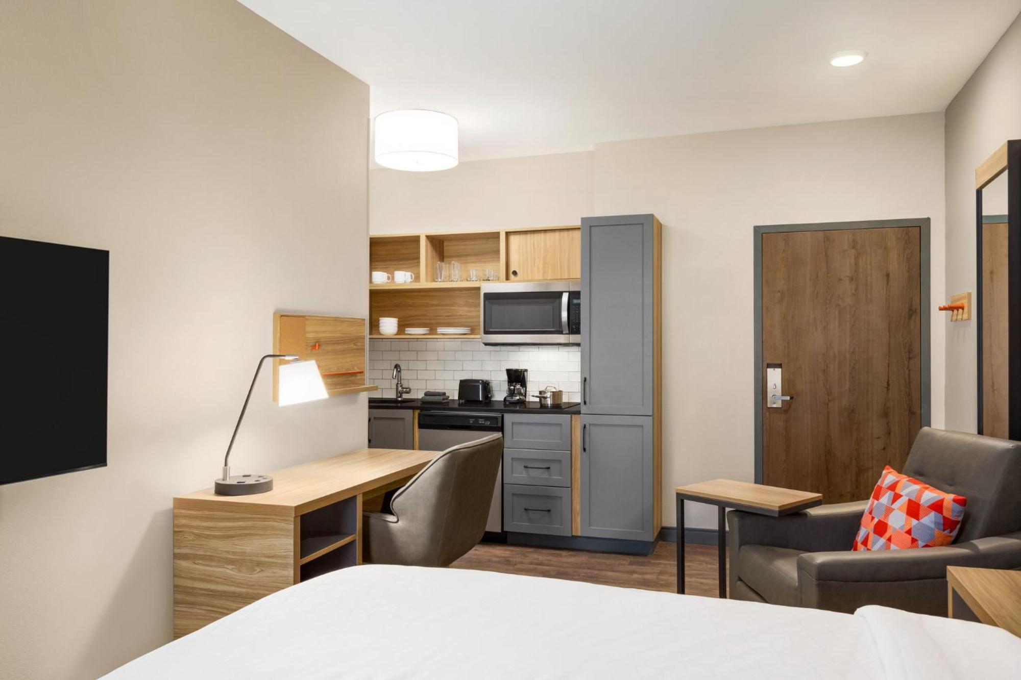 Candlewood Suites Pecos By Ihg Eksteriør billede